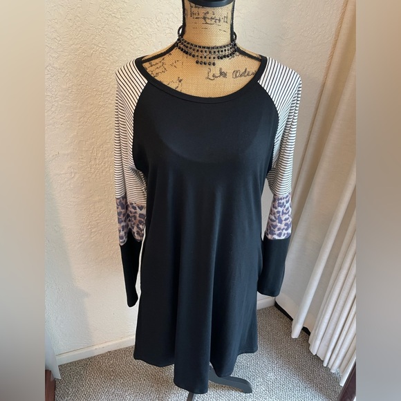 Comfy Knit Long Animal Print Striped Sleeve Dress - Picture 1 of 5